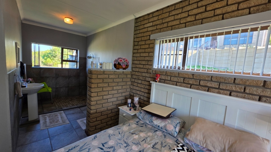 3 Bedroom Property for Sale in Dana Bay Western Cape